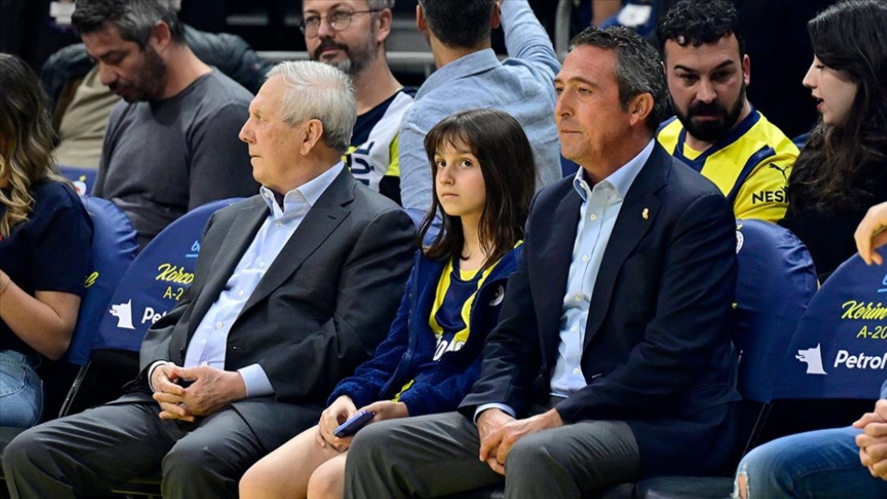 Fenerbahçe'deki kritik zirvede neler yaşandı? Aziz Yıldırım Ali Koç'tan ne istedi?