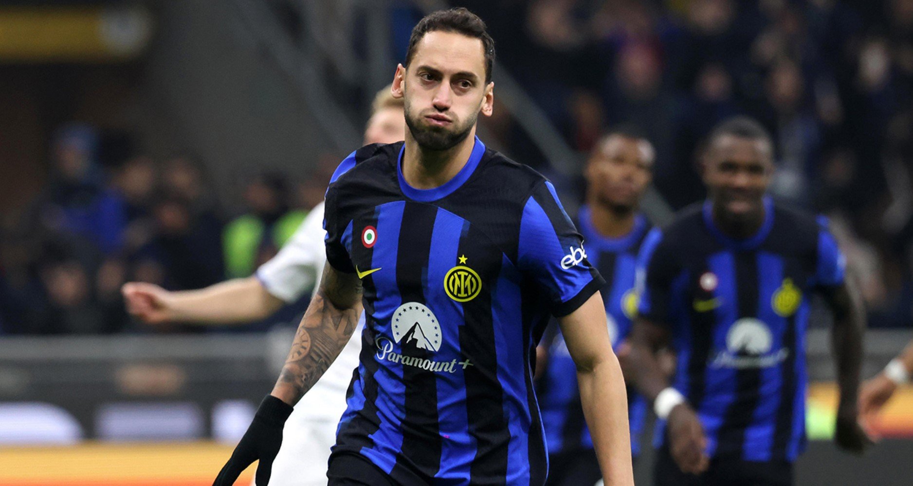Hakan Çalhanoğlu ilk 11'de olacak mı? Como - Inter maçı ne zaman, saat kaçta? Şifresiz kanalda mı?