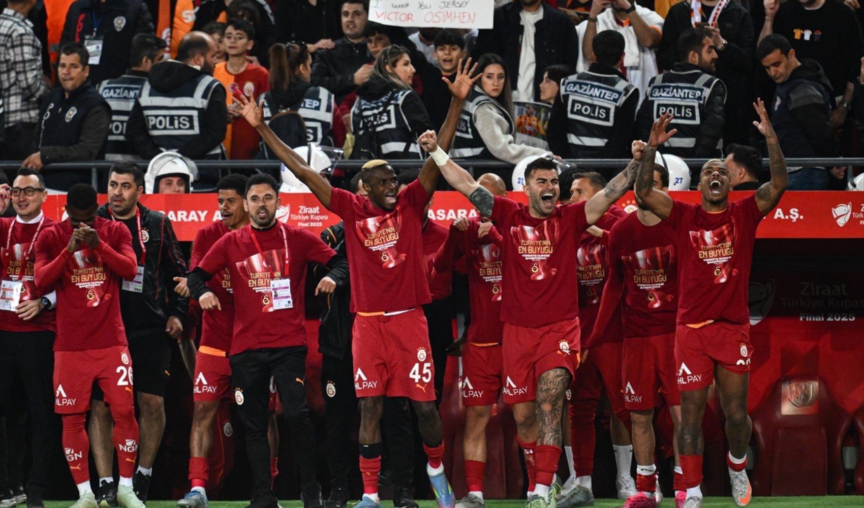 Süper Lig 37. hafta başlıyor: Maçlar ve hakemler açıklandı