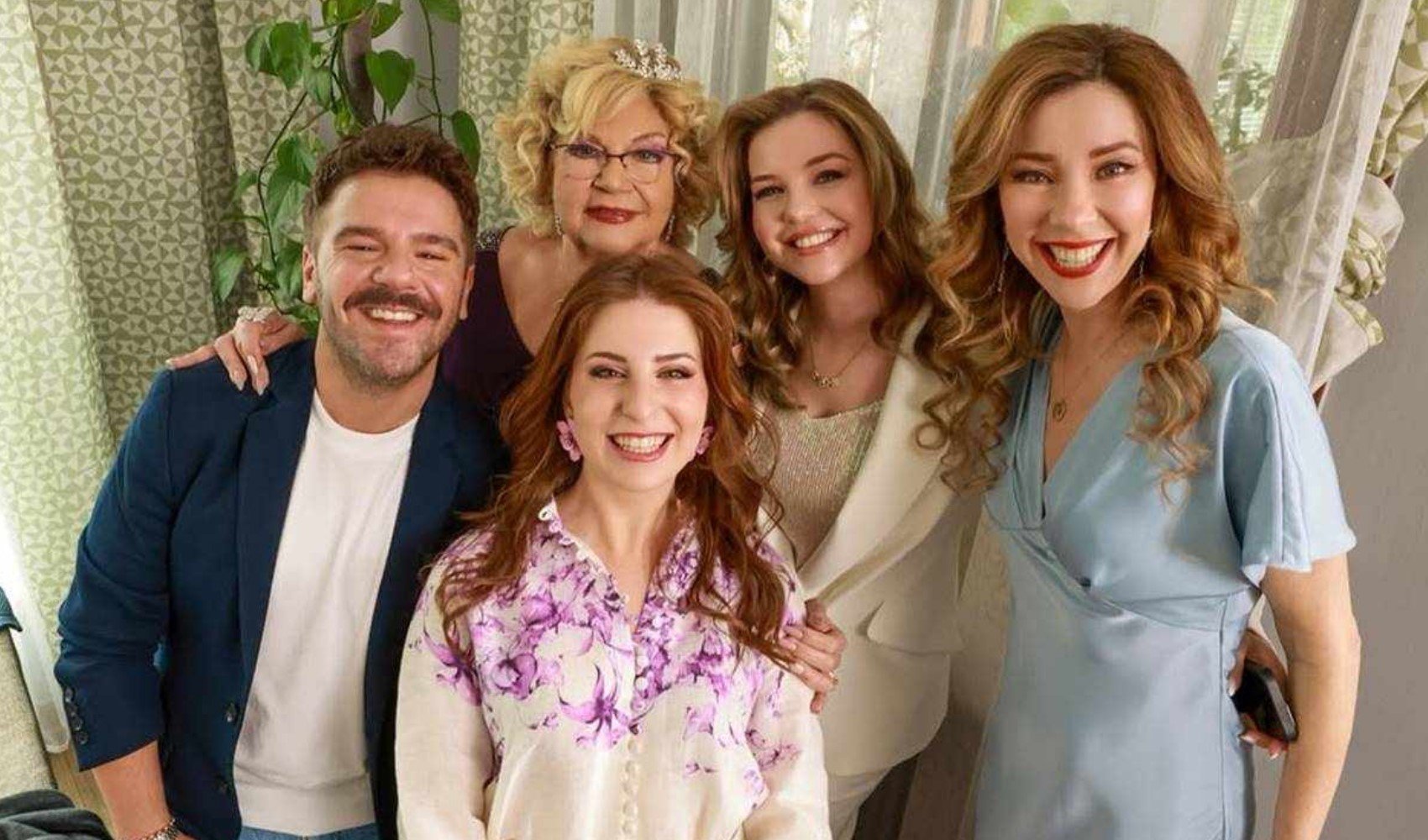 Sihirli Annem filminde büyük kaos! Özür diledi