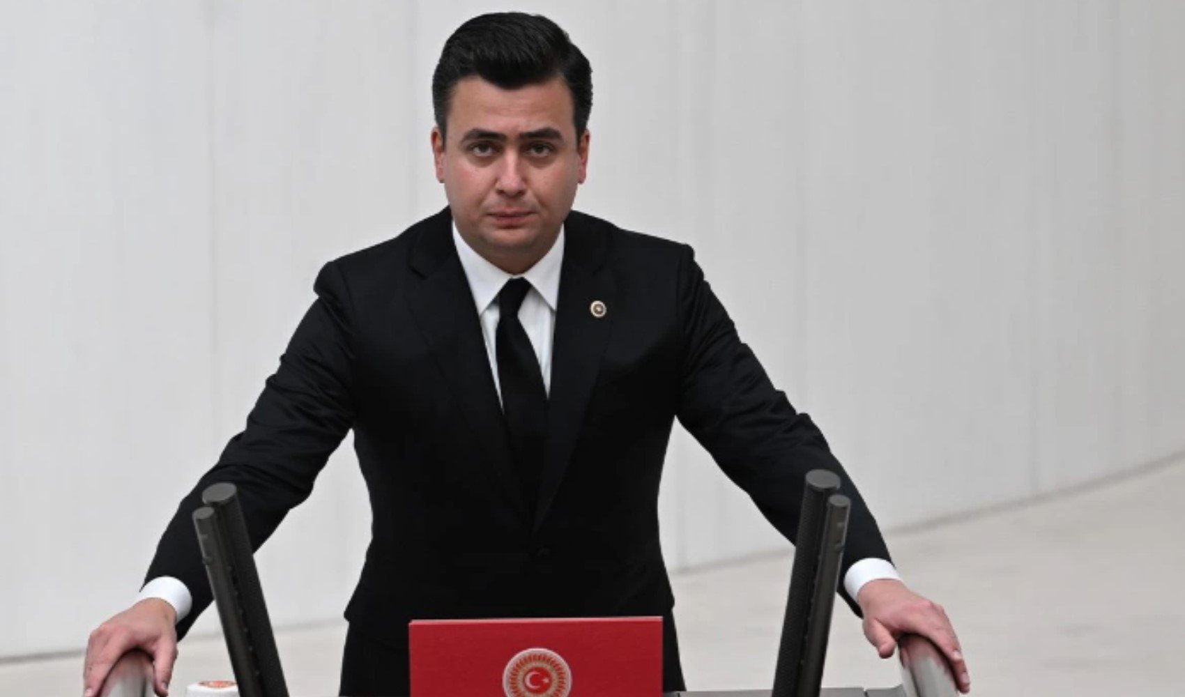AKP'li Gökçek'ten ABB'ye yolsuzluk iddiası! 5 tırda 47 bin koli...