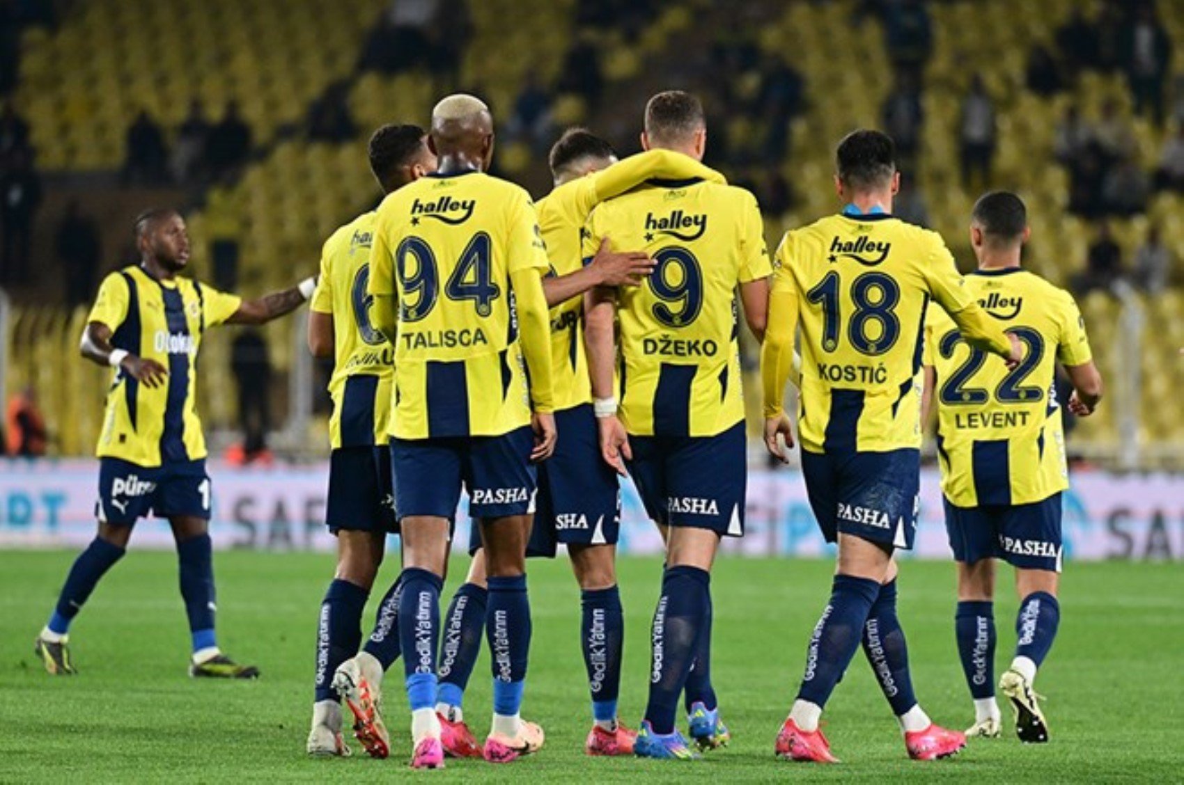 Fenerbahçe'nin seri başı olma hayali uzatmalarda yıkıldı! İşte Kanarya'nın Şampiyonlar Ligi'ndeki muhtemel rakipleri...