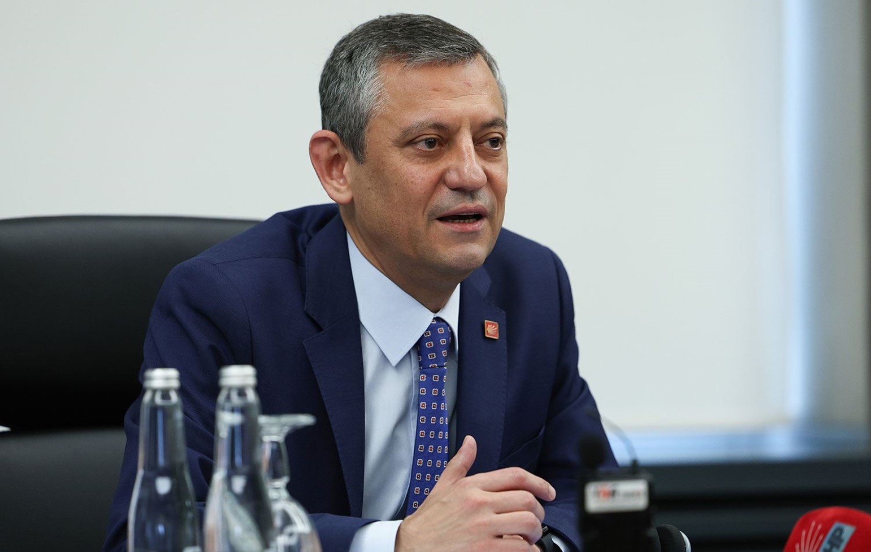 Özgür Özel 'salı günü açıklayacağım' demişti... AKP'li Fatih Belediyesi’nde usulsüzlük ve rant zinciri: Sayıştay raporuna rağmen ne inceleme var ne de soruşturma!