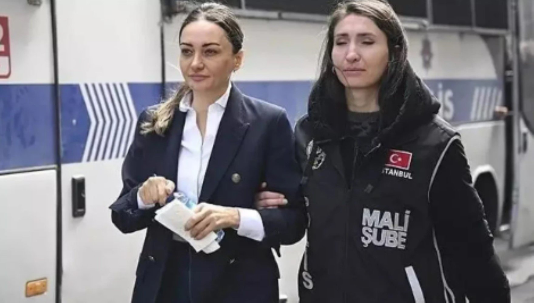 İBB soruşturmasında özel kalem müdürüne tuhaf sorular!