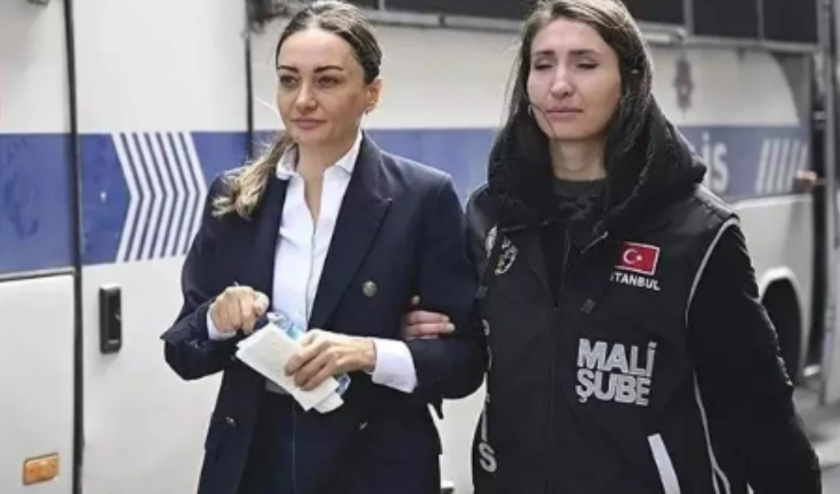 İBB soruşturmasında özel kalem müdürüne tuhaf sorular! İBB soruşturmasında özel kalem müdürüne tuhaf sorular!