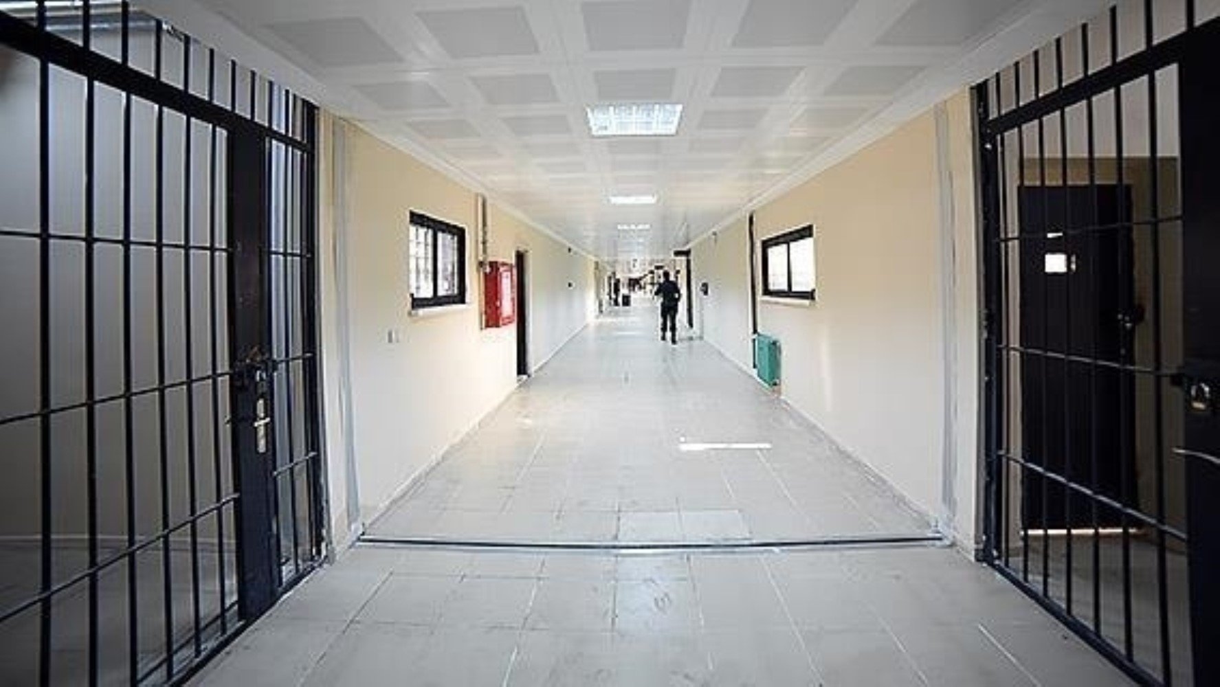 İnfaz düzenlemesinde son aşamaya gelindi: Cezaevlerinde tahliye hazırlığı! 50 bin kişiyi kapsıyor