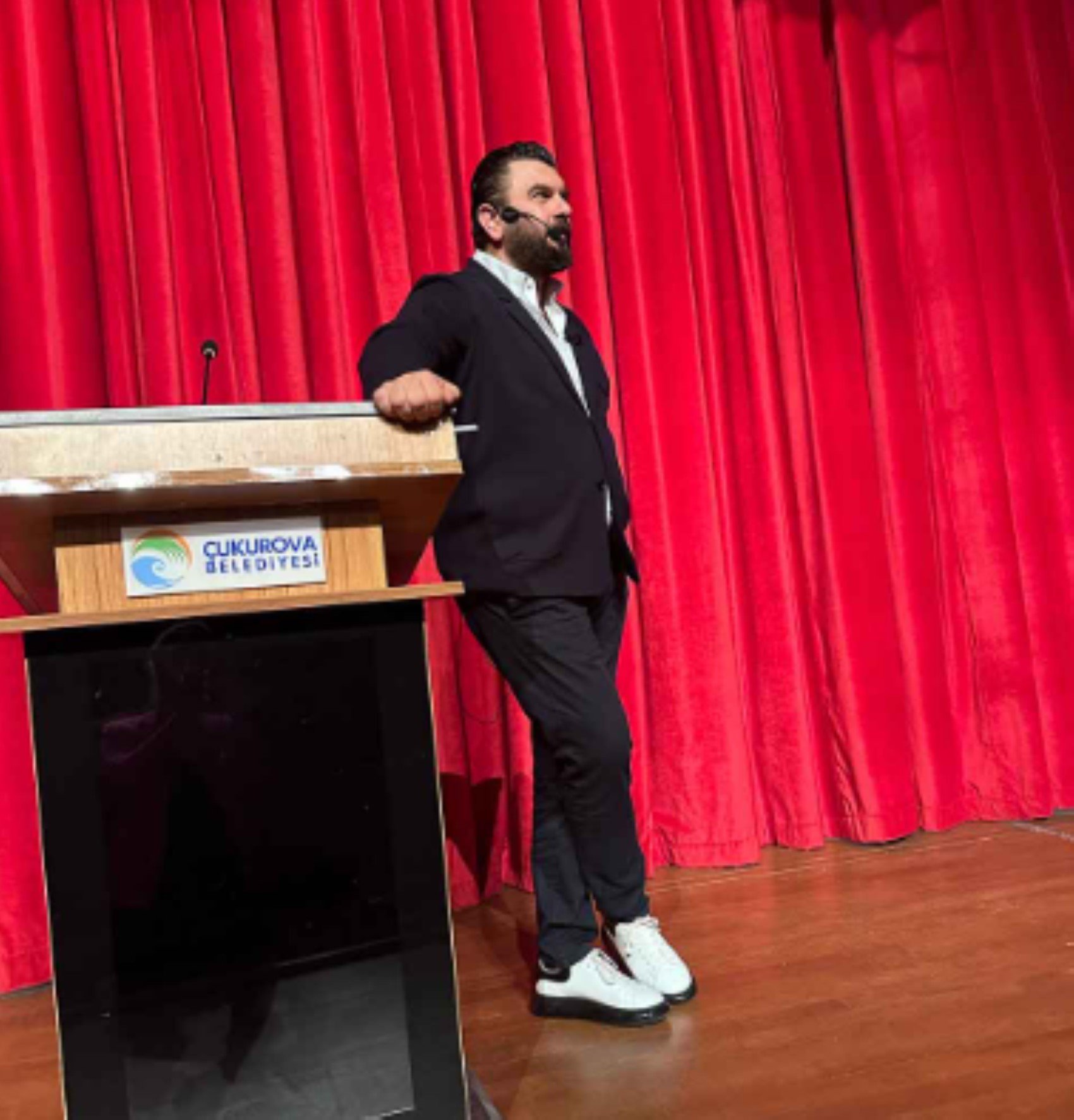 Sahte diplomayla “doktor” oldu, her şeyi itiraf etti! Fenomen doktor Volkan Uçak tutuklandı