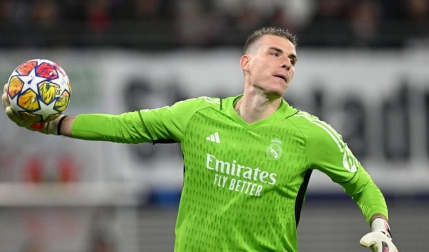 Galatasaray, Real Madrid'in kalecisi Lunin'in peşinde!