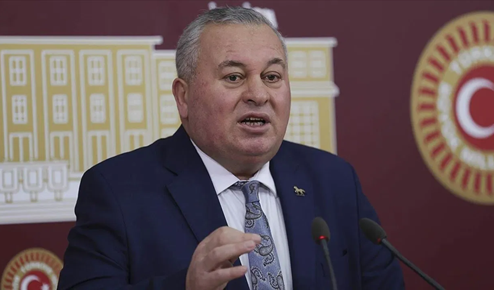 Cemal Enginyurt'tan 'AKP'li gazetecilere ödeme yapıldı' iddiası Cemal Enginyurt'tan 'AKP'li gazetecilere ödeme yapıldı' iddiası
