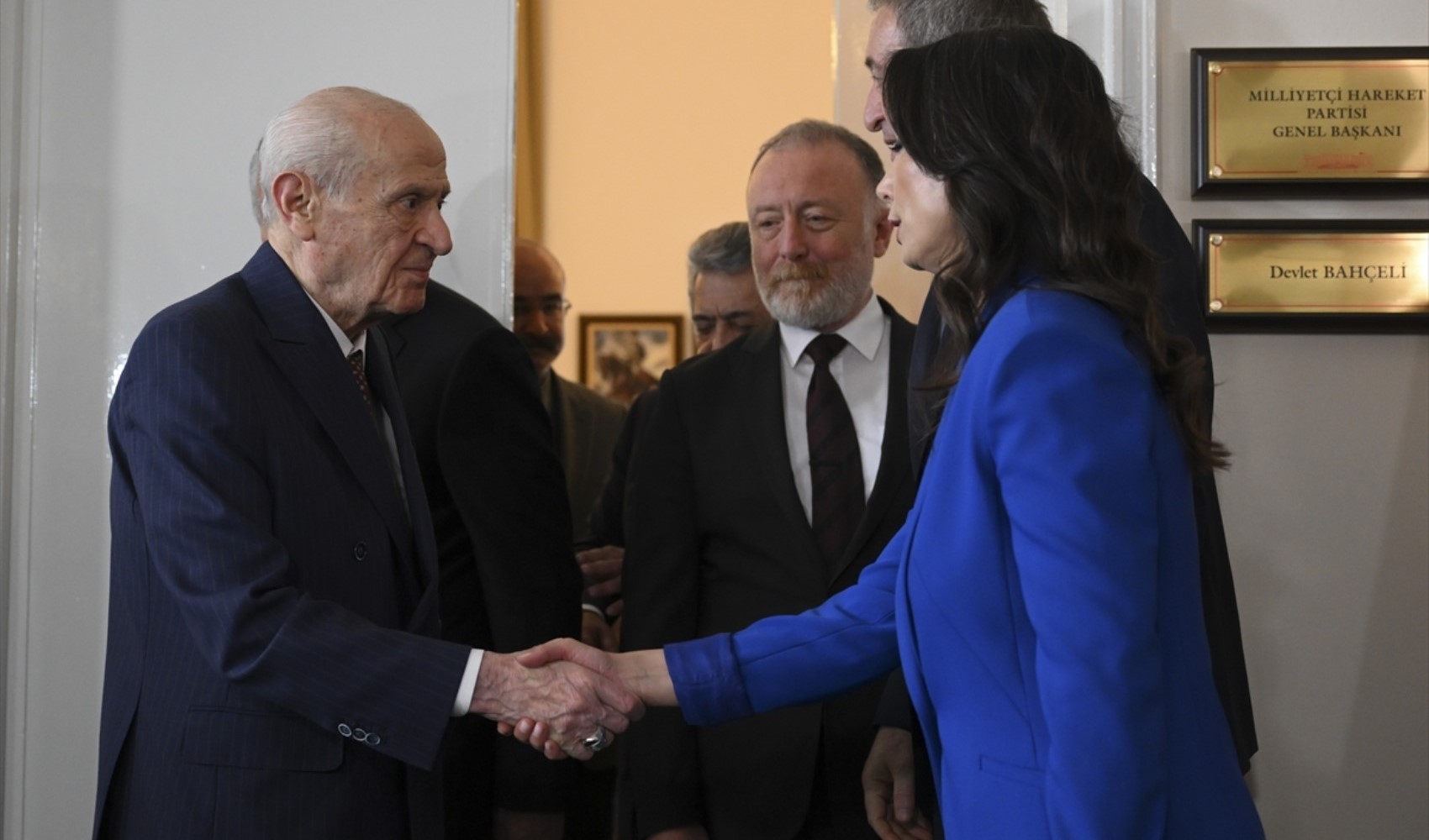 Incontro a sorpresa tra il DEM Parti e l'MHP! Arriva la prima dichiarazione