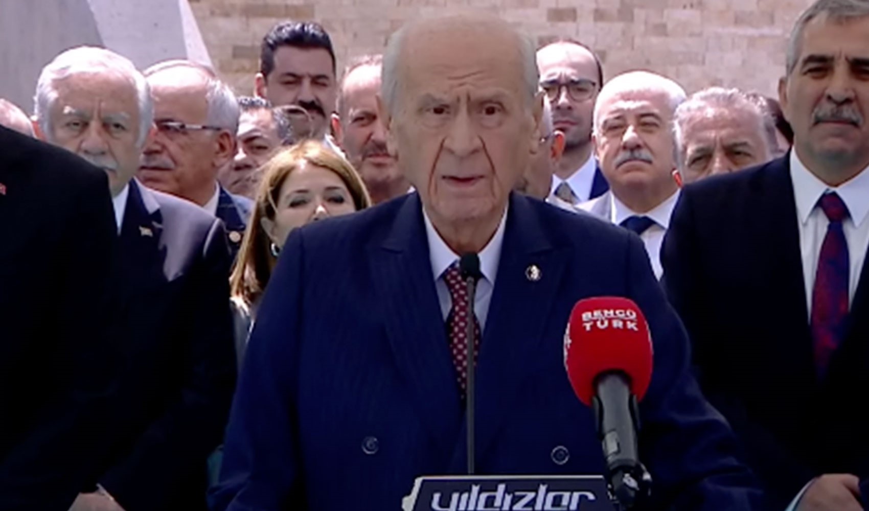 Bahçeli, aylar sonra kameraların karşısında konuştu! 'Her şeyin bir vakti vardır...'