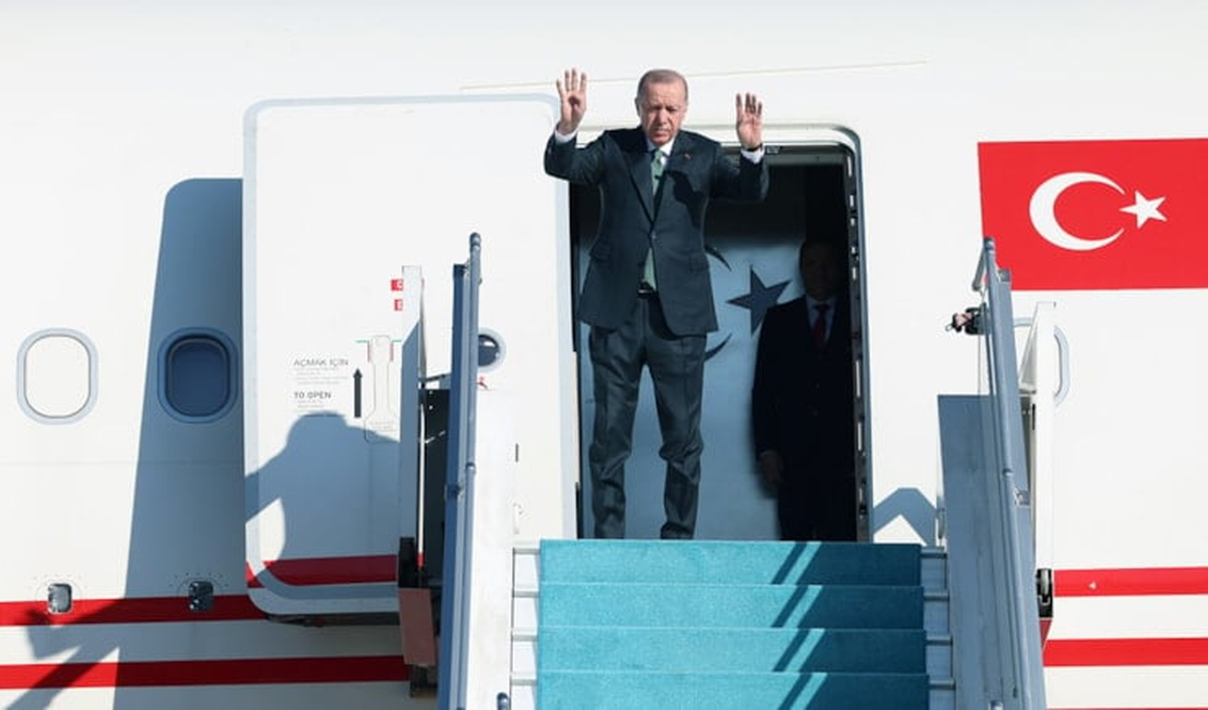 Erdoğan Azerbaycan'a gitti: MHP'li o ismi de yanında götürdü