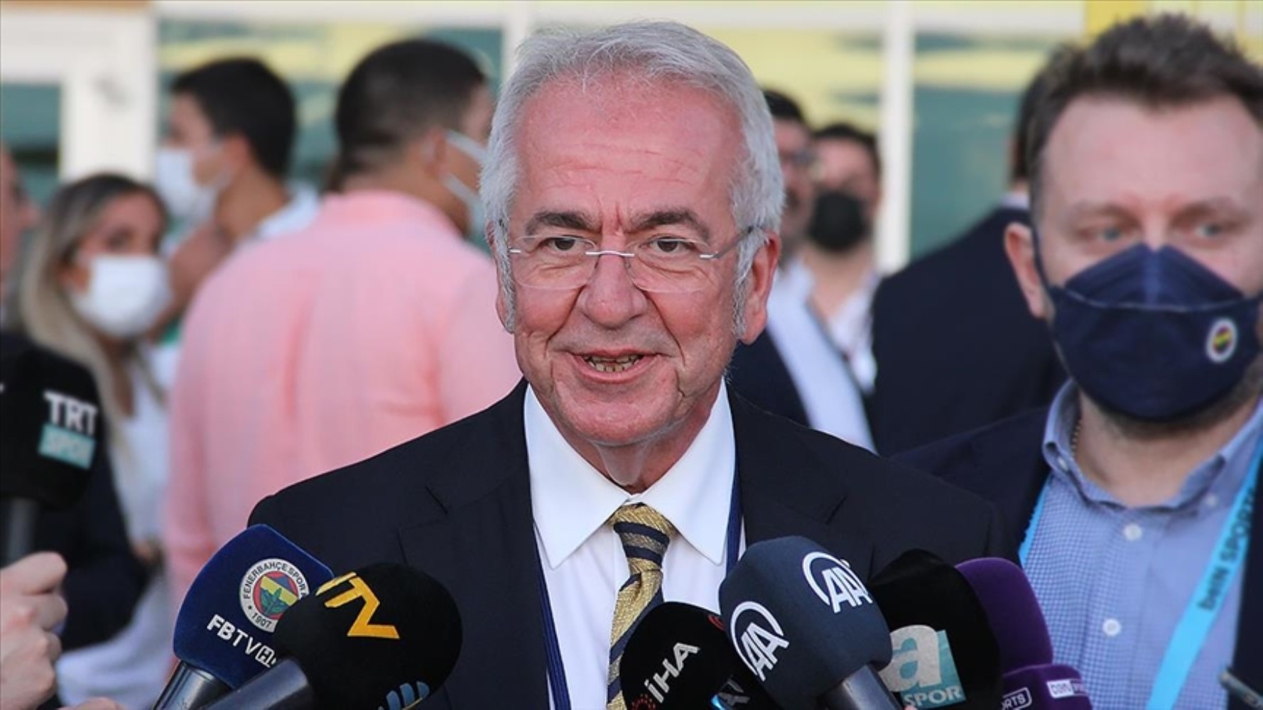 Aziz Yıldırım Ali Koç'a 4 yöneticinin ismini verdi: Görevden alınmasını istedi