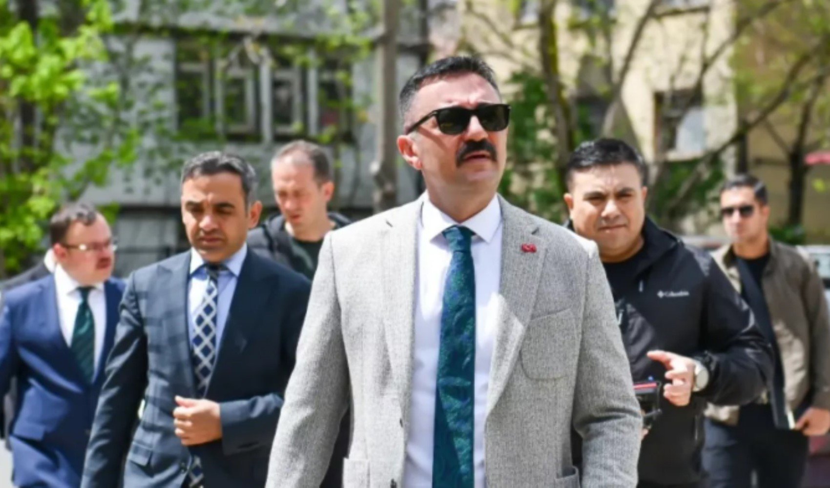 Resmi Gazete'de yayımlandı: Bülent Tekbıyıkoğlu yerine gelen Tunceli Valisi belli oldu Resmi Gazete'de yayımlandı: Bülent Tekbıyıkoğlu yerine gelen Tunceli Valisi belli oldu