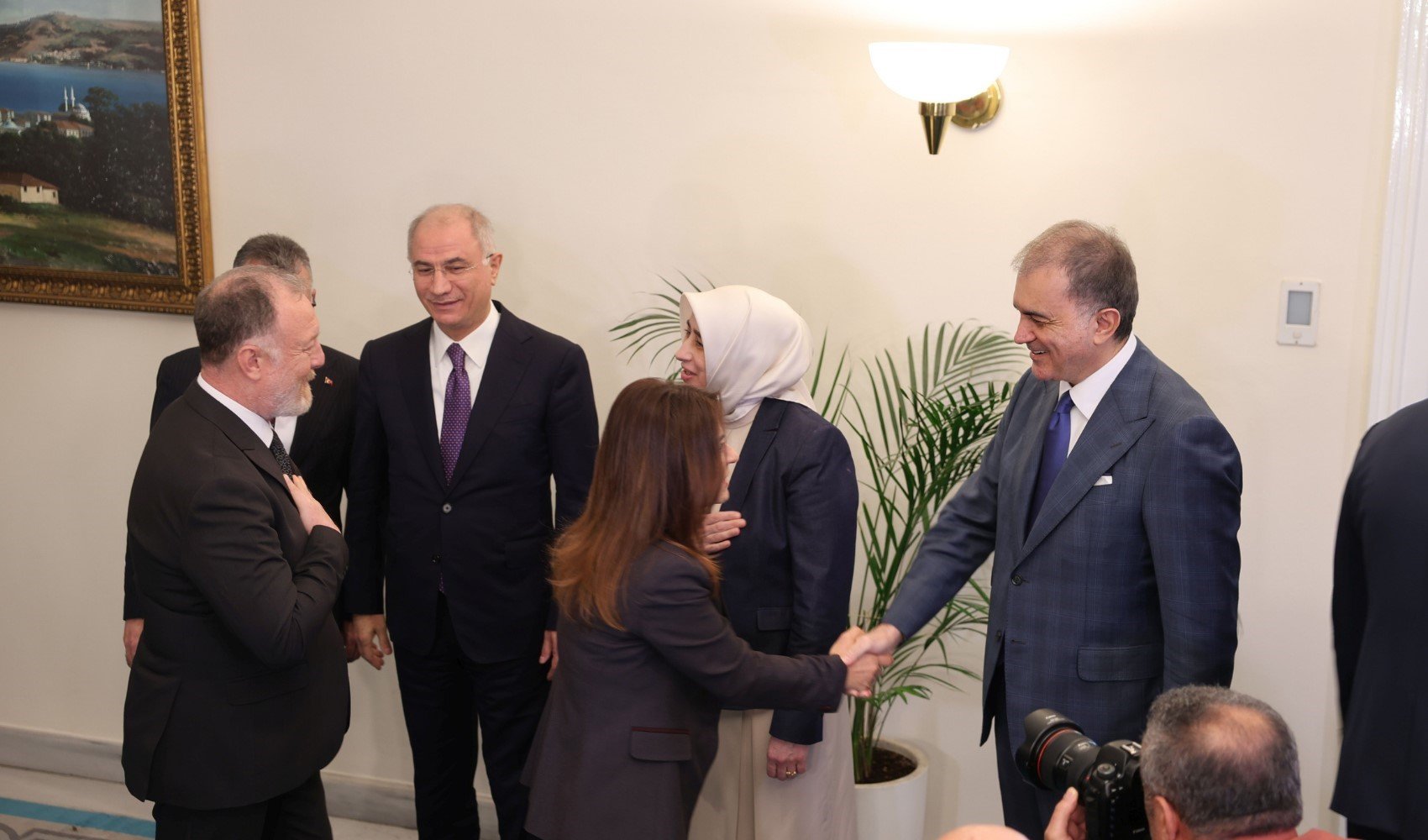 AKP ve DEM Parti görüşmesi başladı AKP ve DEM Parti görüşmesi başladı