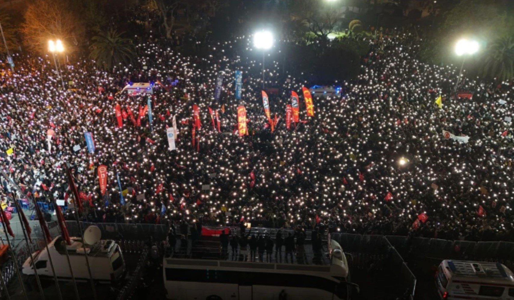 Saraçhane tutukluları için ailelerden çağrı! '30 Mayıs’ta Silivri’ye ses olalım'