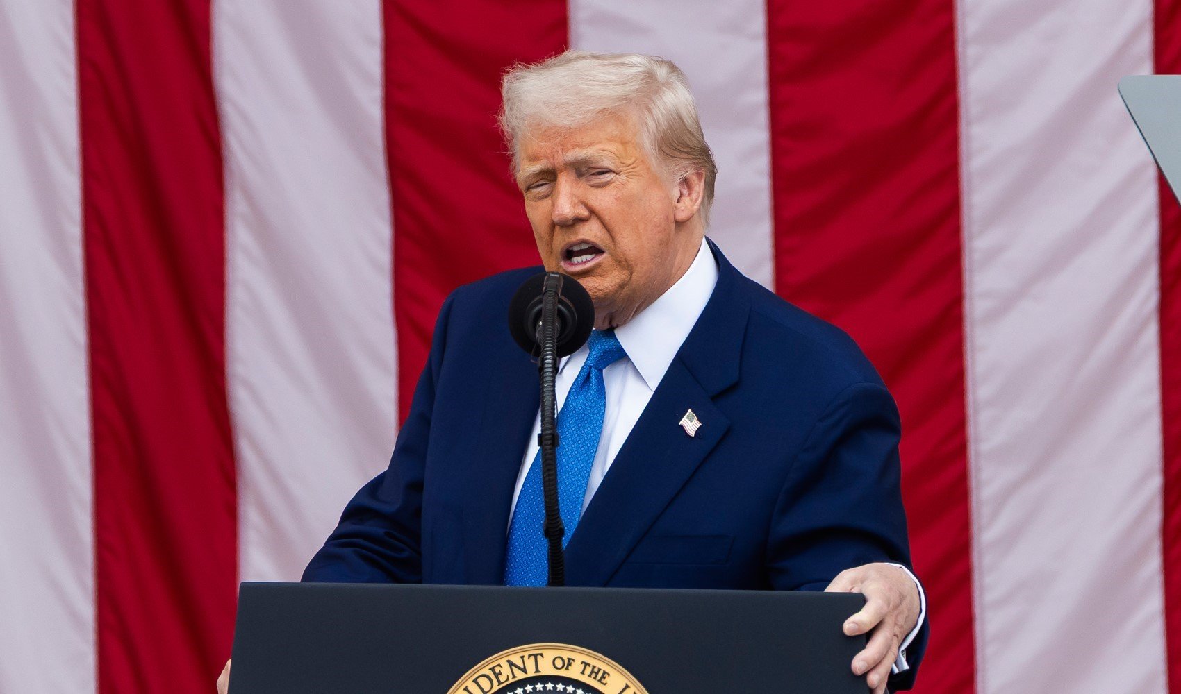 ABD'de Trump'a suikast tehdidi: Seni başından vuracağım