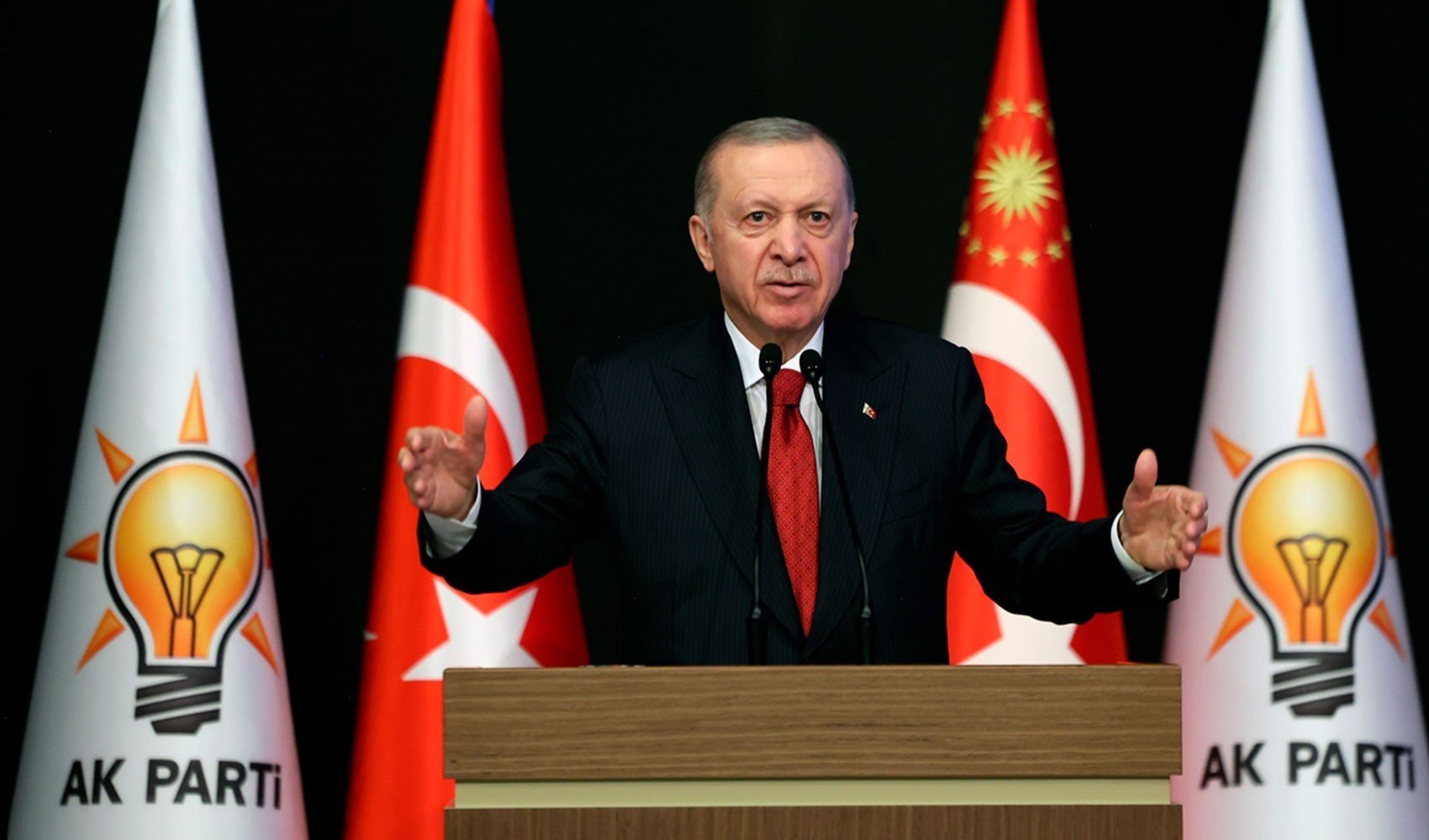 İktidara yakın gazeteden yeni anayasa kulisi! Sil baştan yazılacak... İktidara yakın gazeteden yeni anayasa kulisi! Sil baştan yazılacak...
