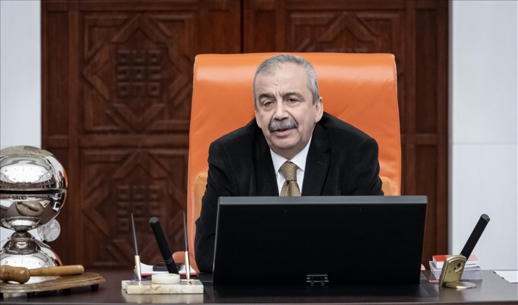 Sırrı Süreyya Önder kimdir? Sırrı Süreyya Önder neden hayatını kaybetti? Hastalığı neydi