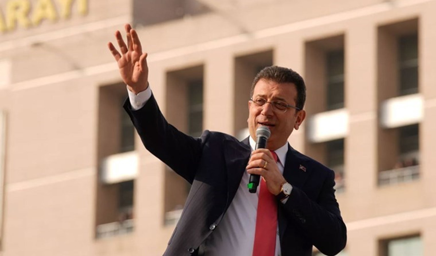 İmamoğlu'ndan tutuklamalara bir tepki daha: İBB’yi kazıdılar, altından liyakat çıktı