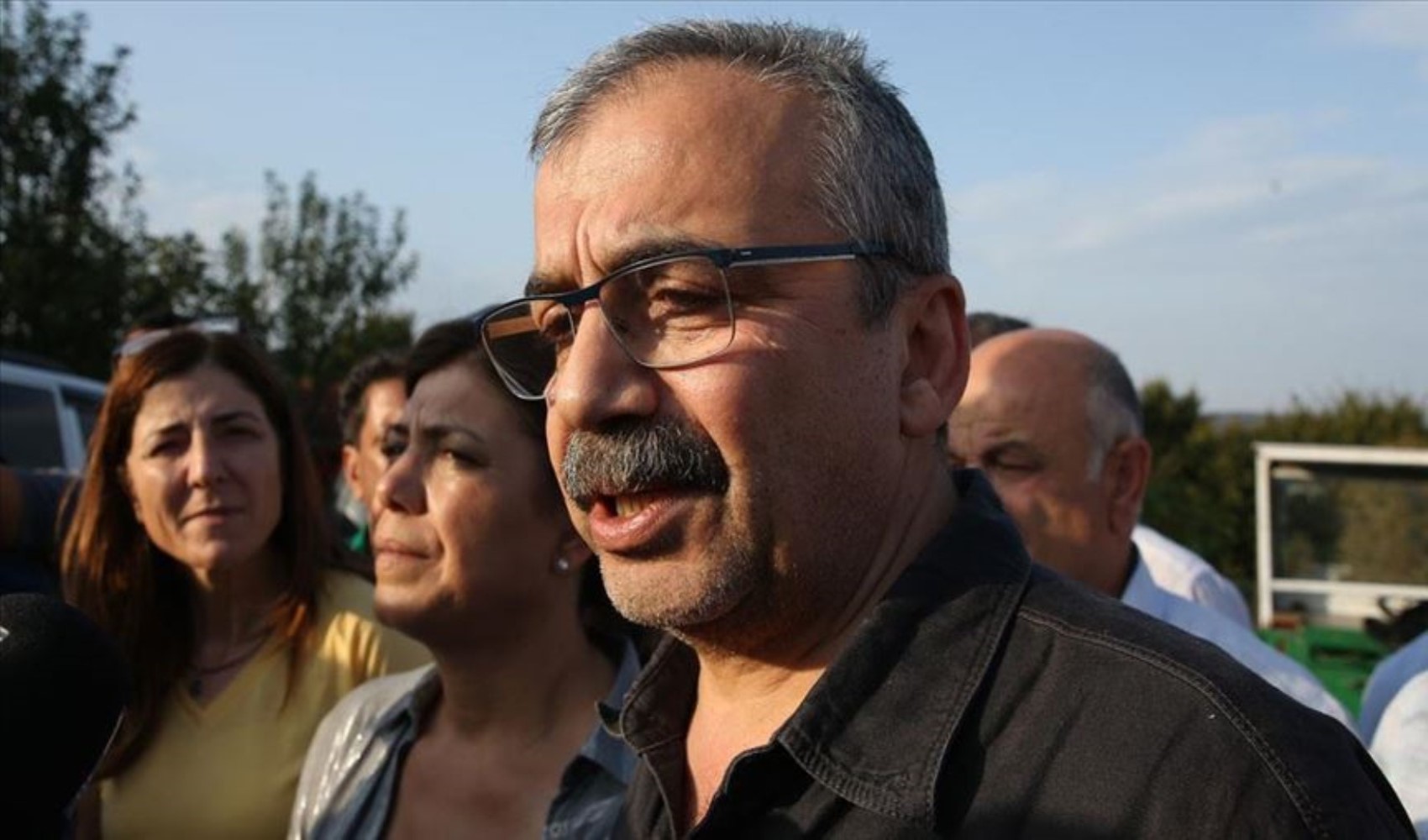 Sırrı Süreyya Önder için başsağlığı mesajları Sırrı Süreyya Önder için başsağlığı mesajları