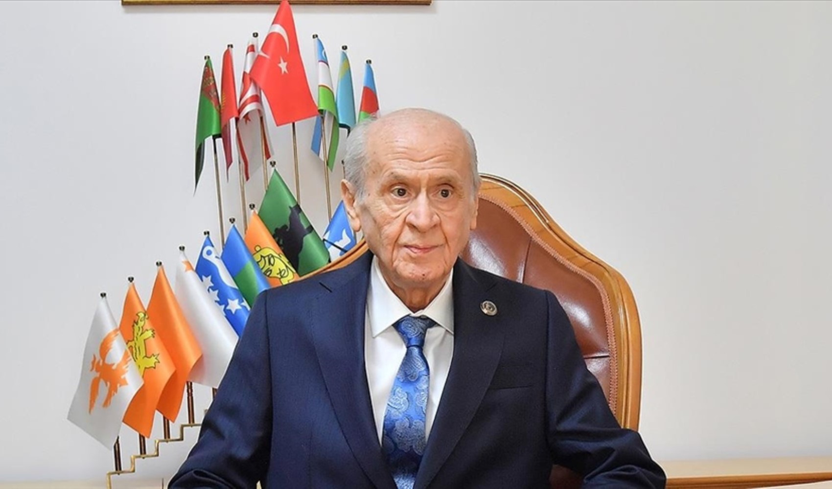 Devlet Bahçeli'den Davutoğlu'na teşekkür telefonu: Çözüm önerilerini içeren mektup Devlet Bahçeli'den Davutoğlu'na teşekkür telefonu: Çözüm önerilerini içeren mektup