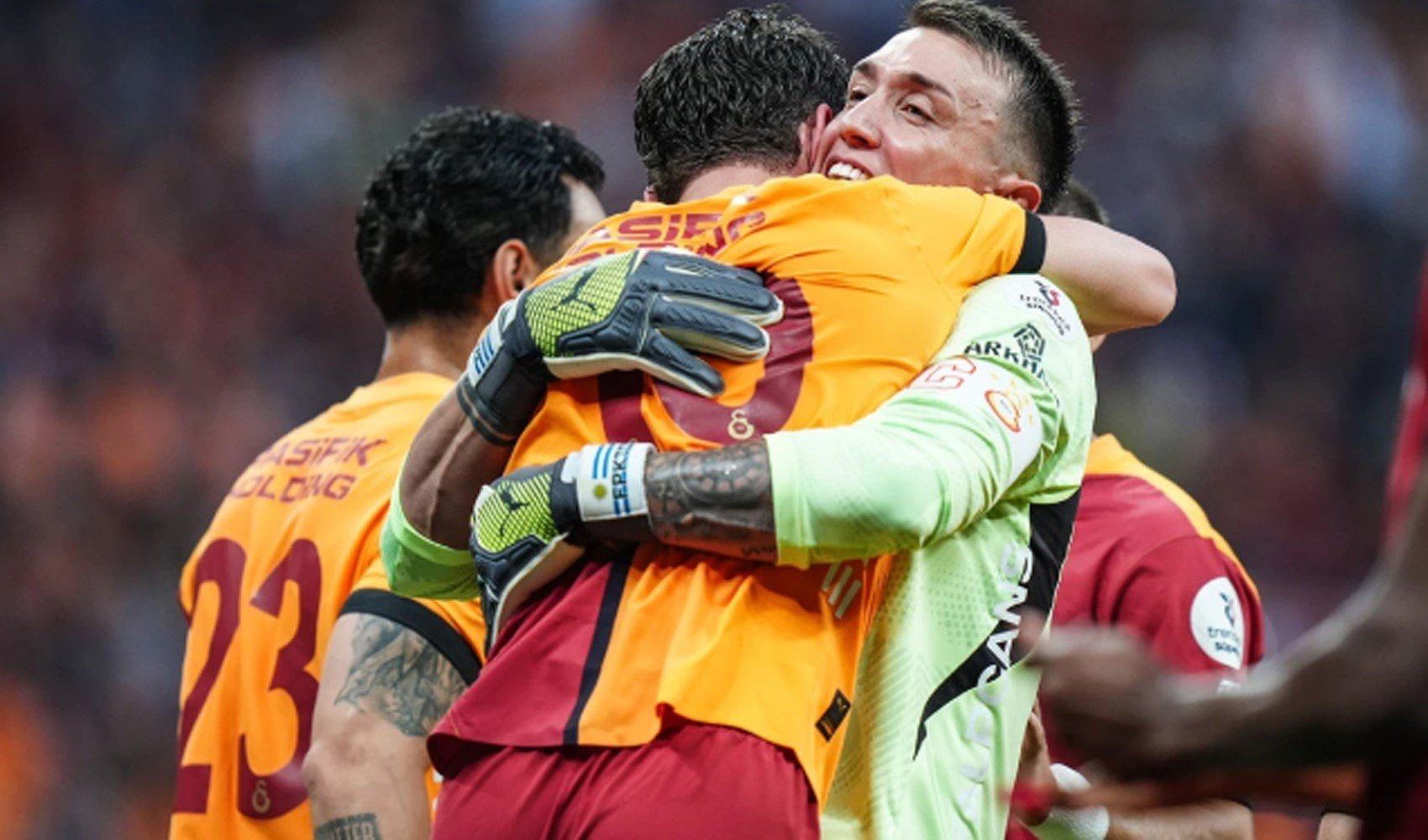 Fernando Muslera, Galatasaray kariyerini noktaladı Fernando Muslera, Galatasaray kariyerini noktaladı