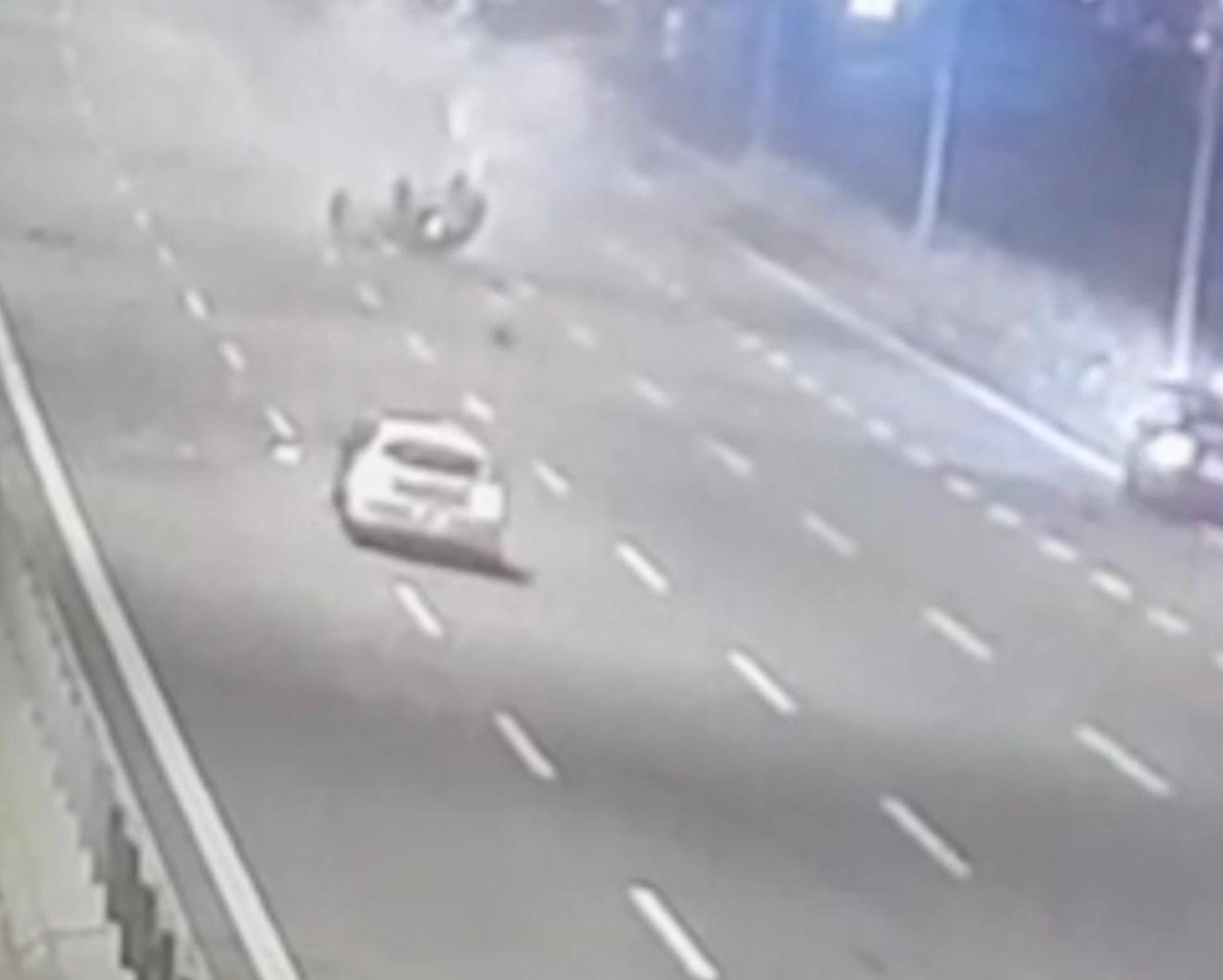 Sakarya'da feci kaza: 9 yaşındaki çocuk taklalar atan otomobilden yola savruldu