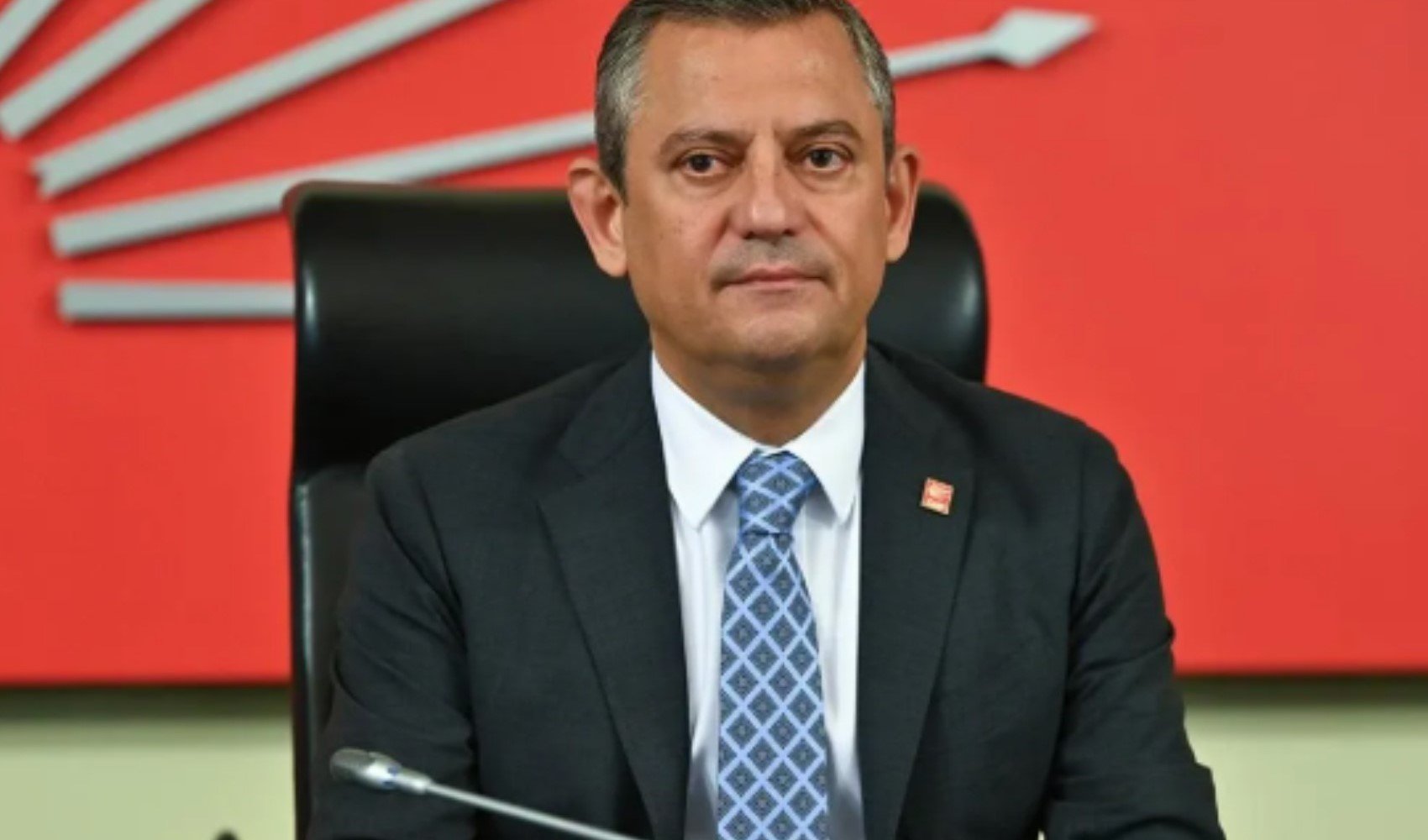 Özgür Özel'den yurttaşlara çağrı: 'Adalet ve demokrasi için...'