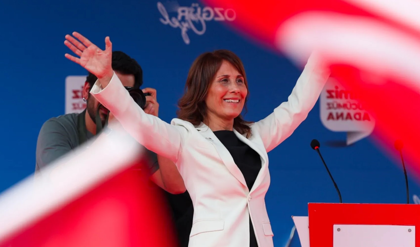 Seyhan Belediye Başkanı Oya Tekin kimdir? Oya Tekin neden gözaltına alındı? Seyhan Belediye Başkanı Oya Tekin kimdir? Oya Tekin neden gözaltına alındı?