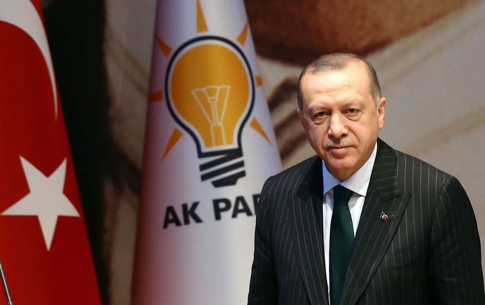 ORC'den mayıs ayı anketi: Üçüncü sıradaki parti değişti, CHP ile AKP arasında kaç puan fark var?