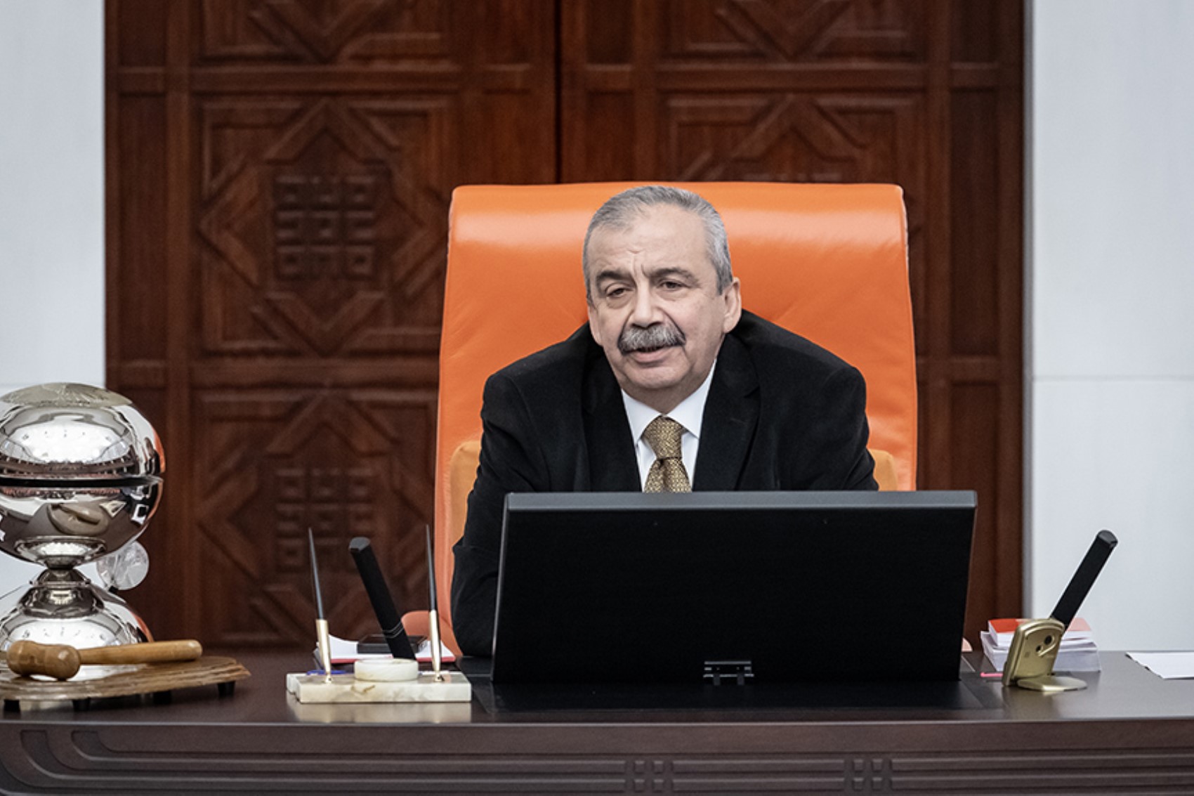 Turhan Çömez, Sırrı Süreyya Önder ile son konuşmasını anlattı: Yardım istemiş!