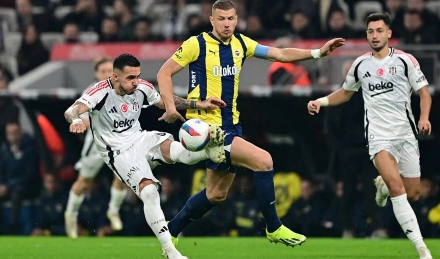 Fenerbahçe-Beşiktaş derbisine Hollandalı VAR hakemi