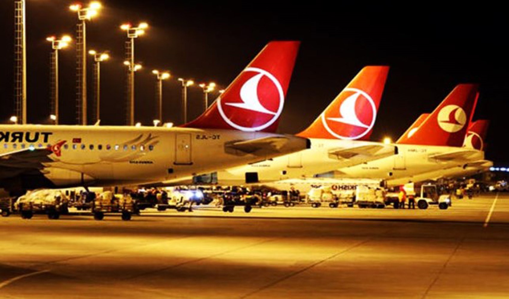 Yolcuların bilmediği gerçek: Kabin ekibi bazı yolcuları gizlice işaretliyor Yolcuların bilmediği gerçek: Kabin ekibi bazı yolcuları gizlice işaretliyor