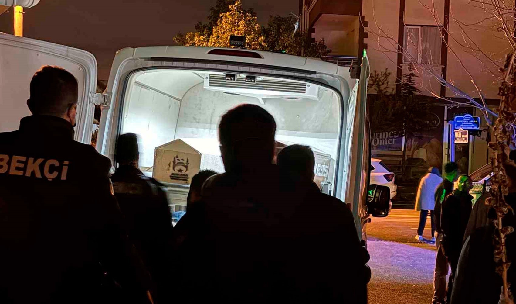 Oğlunu kapısına gelen polise şikayet etmedi, canından oldu