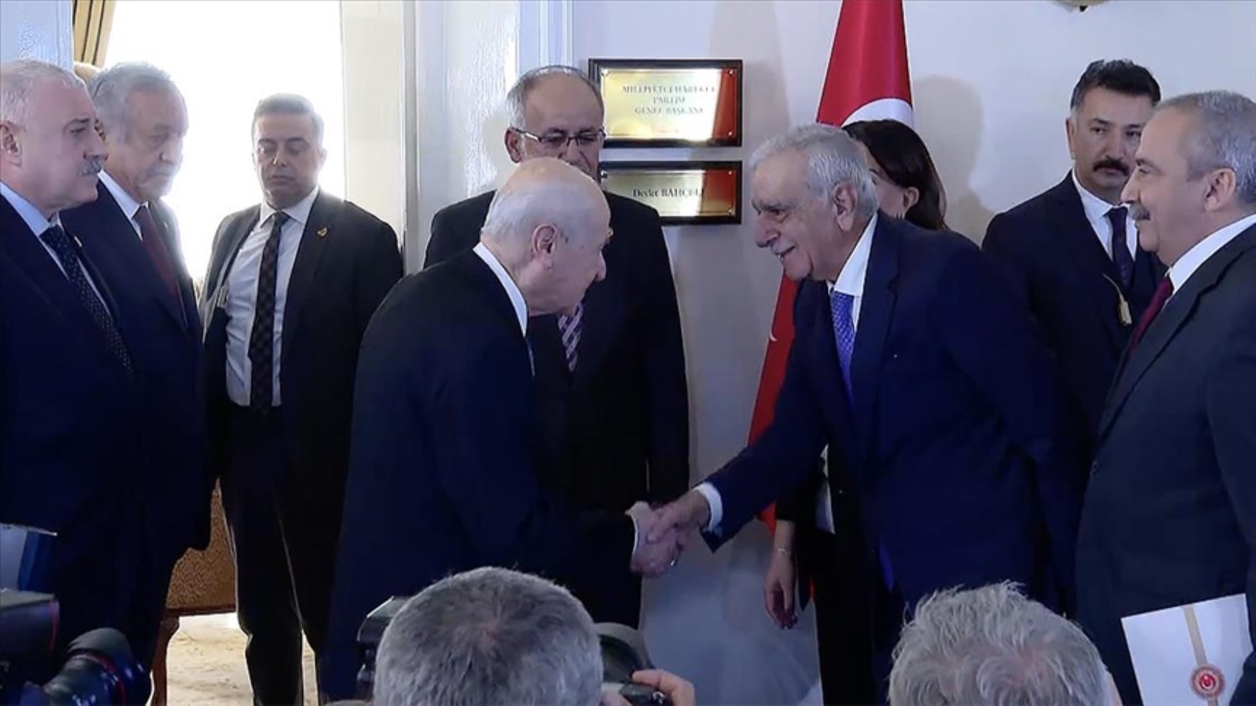 Bahçeli'nin kurmayından çok konuşulacak iddia: 'PKK kongre toplarsa vururuz'