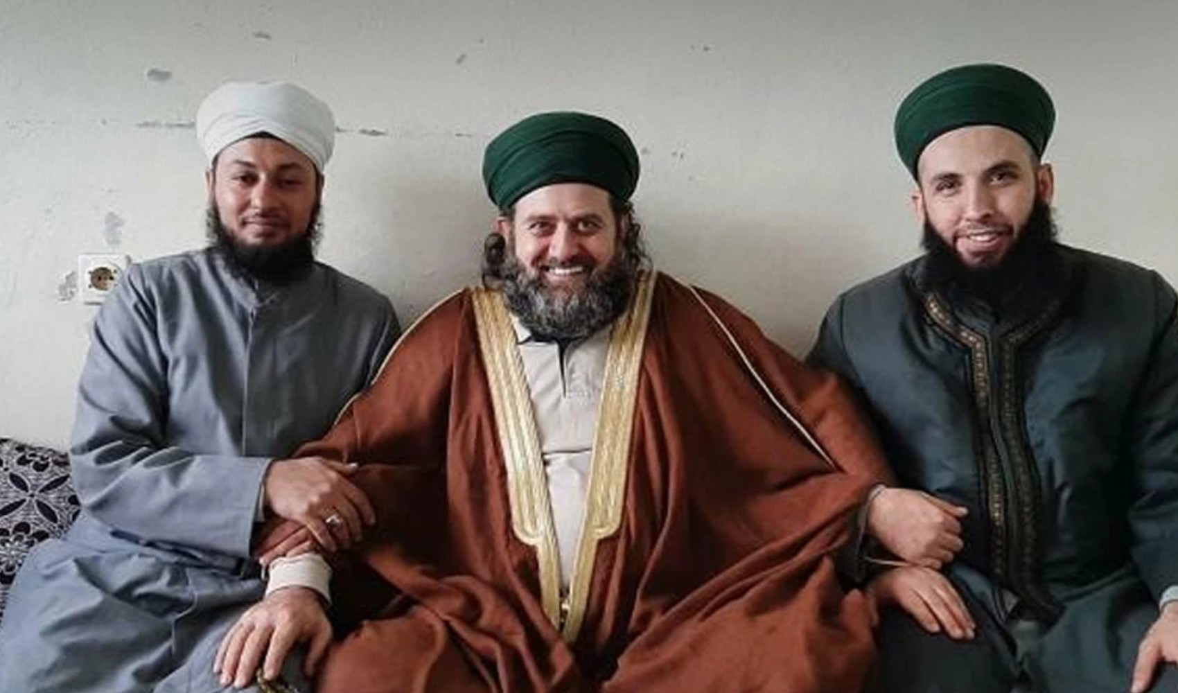 Sonunda bunu da dediler! Din istismarcıları iş başında: 'Hz. Muhammed 15 Temmuz’da İstanbul’daydı' Sonunda bunu da dediler! Din istismarcıları iş başında: 'Hz. Muhammed 15 Temmuz’da İstanbul’daydı'