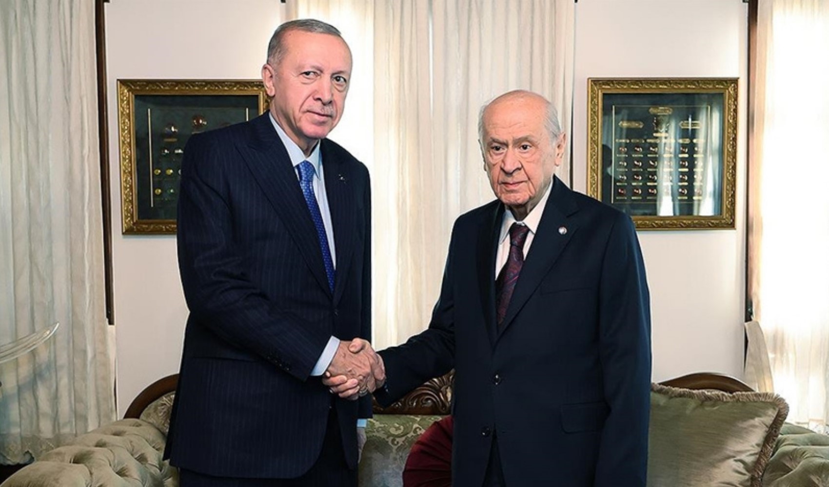 SON DAKİKA... Erdoğan ve Bahçeli'den kritik görüşme