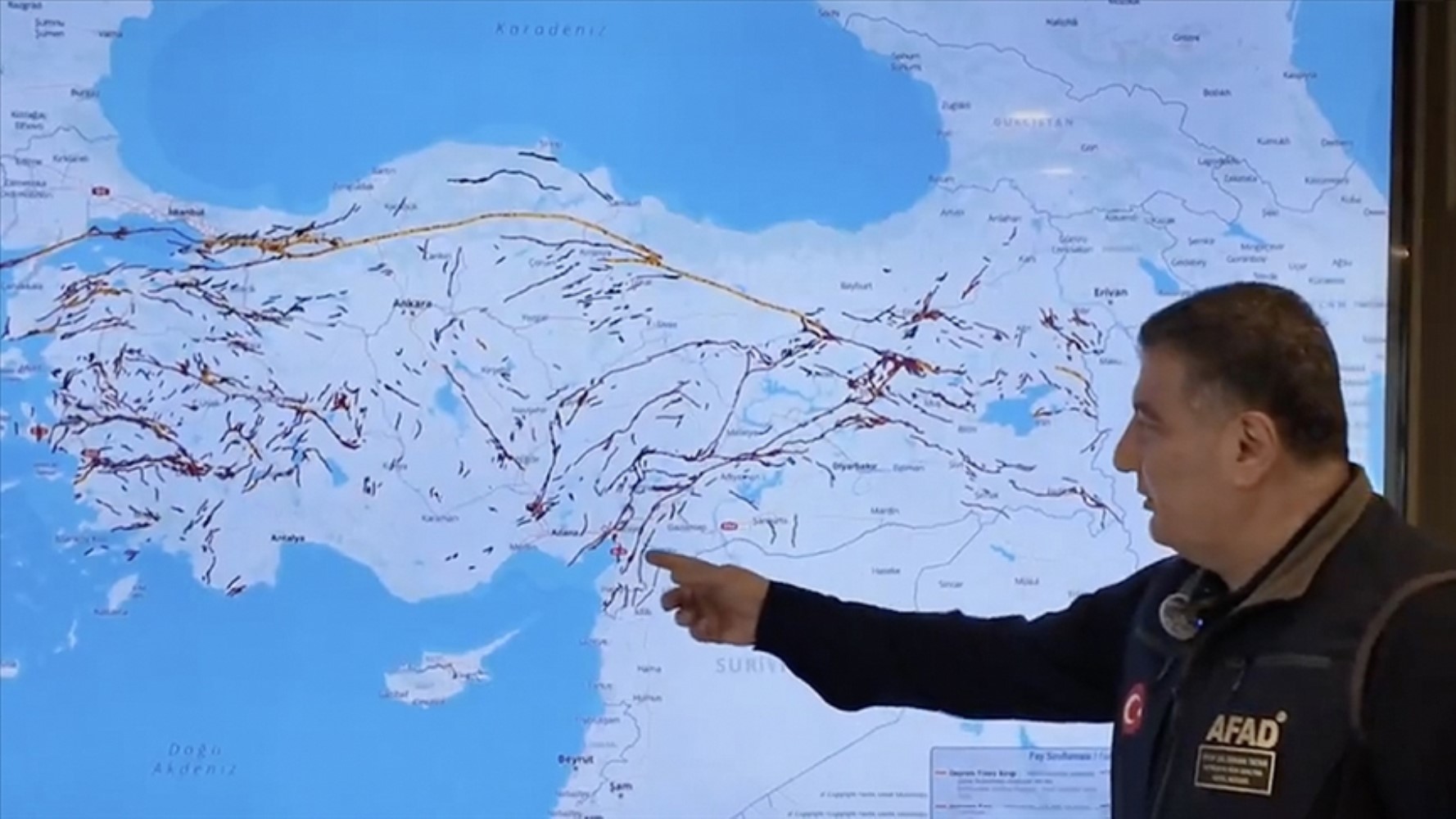 AFAD, güncellenmiş Deprem Tehlike Haritası’nı paylaştı! Türkiye'de 485 aktif fay hattı var