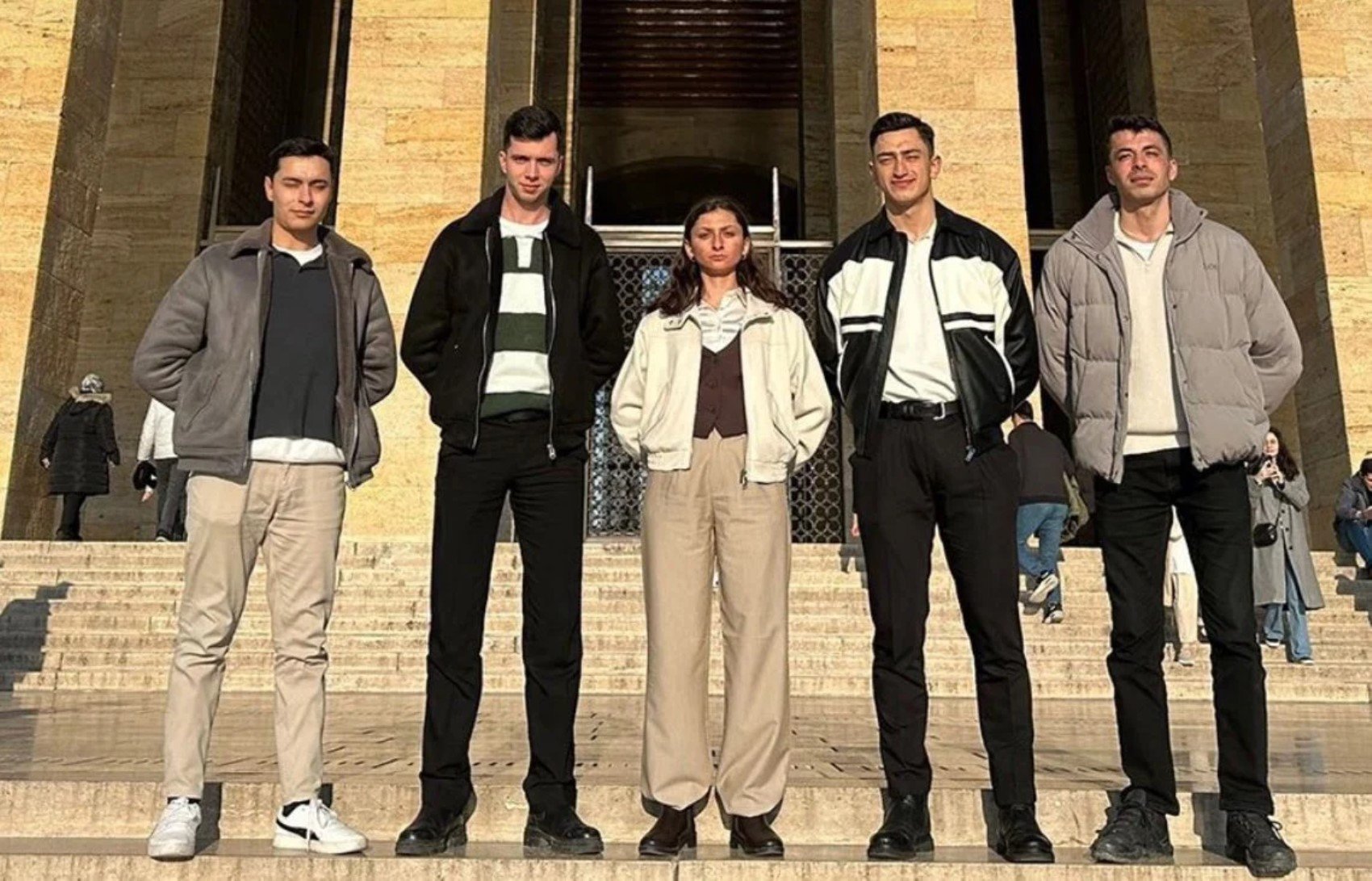 Teğmenlerin ihracına 'Evet' diyen Tümgeneral terfi etti: İhraca karşı çıkan Korgeneral ise emekli edildi