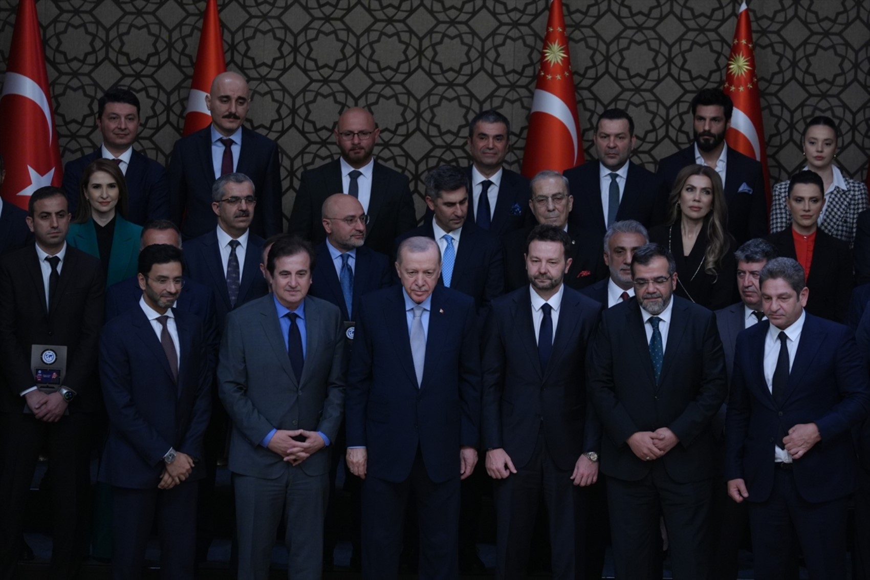 Erdoğan'dan yandaş medyaya ödül yağdı: Yılın Haber Sitesi ödülü Atatürk ve Cumhuriyet düşmanlarına gitti