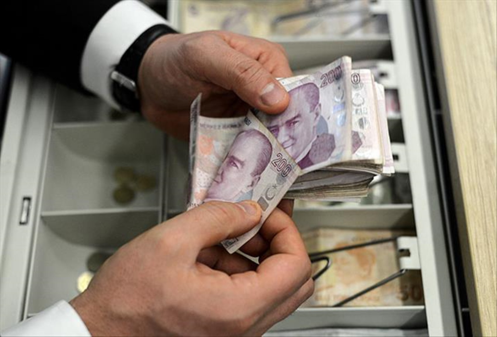 Temmuz'da emekliye sürpriz zam mı geliyor? SGK uzmanından dikkat çeken tahmin