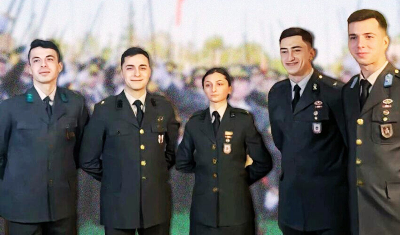 Teğmenlerin ihracına 'Evet' diyen Tümgeneral terfi etti Teğmenlerin ihracına 'Evet' diyen Tümgeneral terfi etti