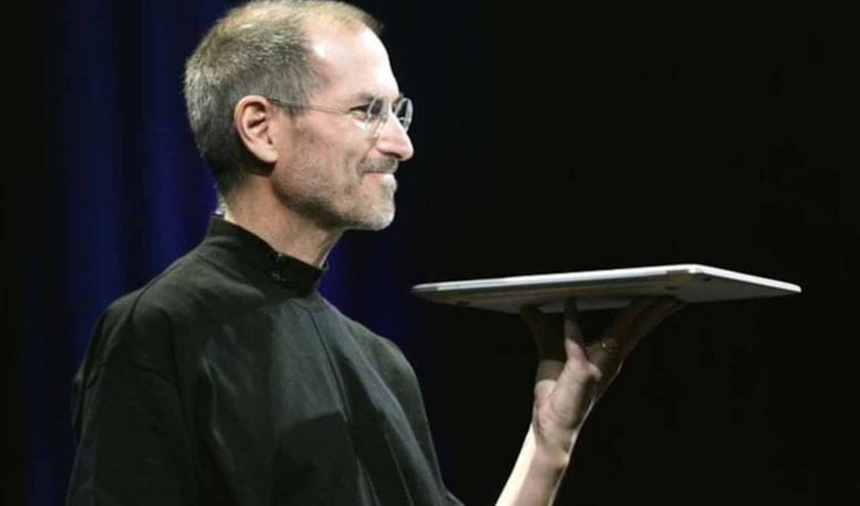 Steve Jobs introducing the NeXT computer