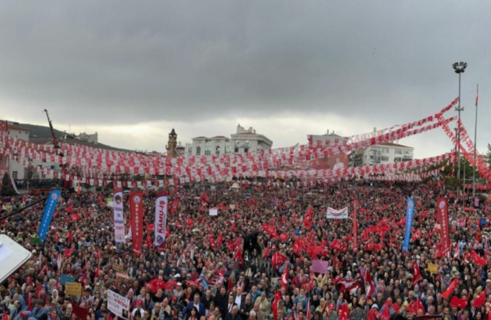 Yozgat mitingi sonrası anket sonuçları açıklandı! AKP'nin oyları düşüşte