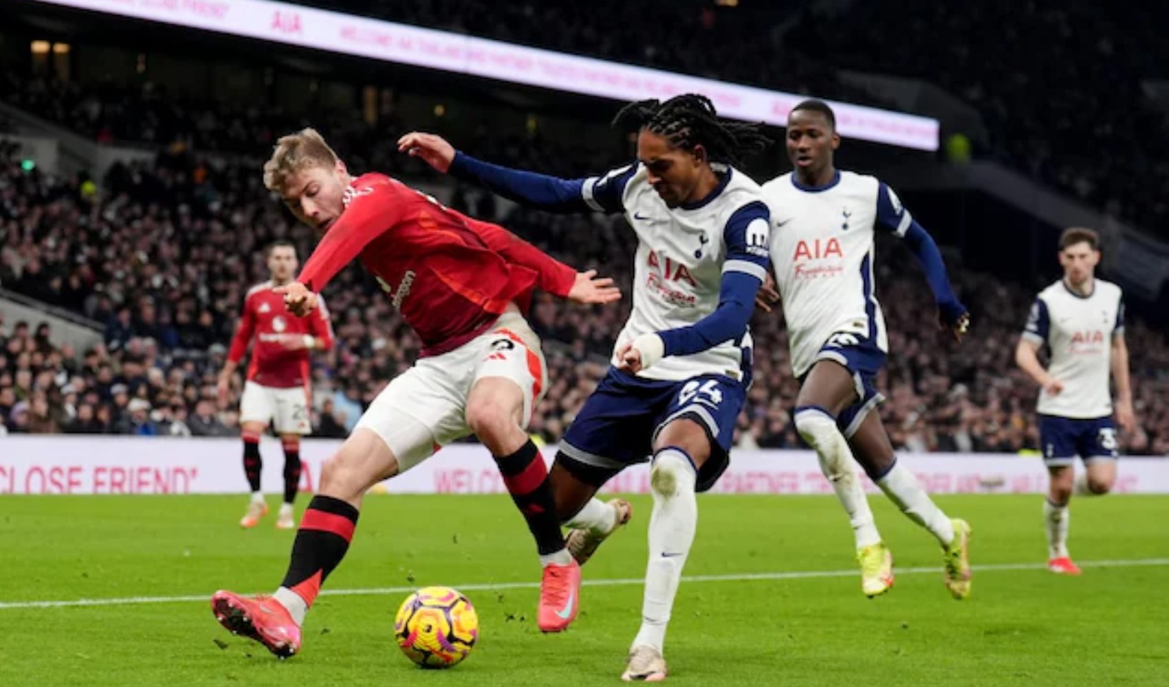 Manchester United ve Tottenham, Avrupa Ligi finalinde karşılaşacak
