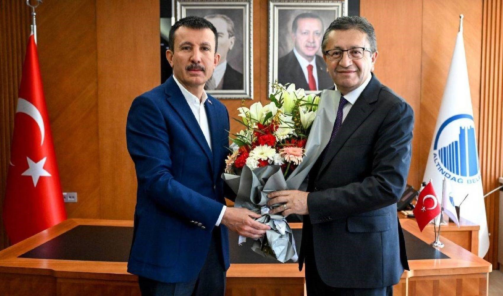İşçi döven AKP'li Başkan Tiryaki'den kendisinden önceki AKP'li Başkan'a sert sözler