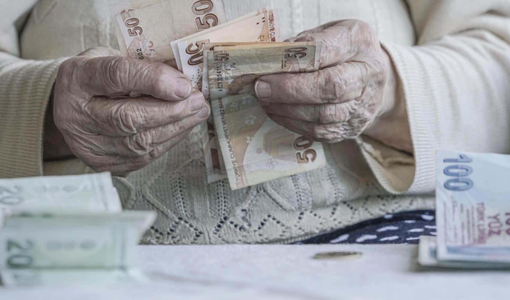 Kurban bayramı ikramiyesileri ne zaman hesaplara yatırılacak? Ödeme takvimi belli oldu Kurban bayramı ikramiyesileri ne zaman hesaplara yatırılacak? Ödeme takvimi belli oldu