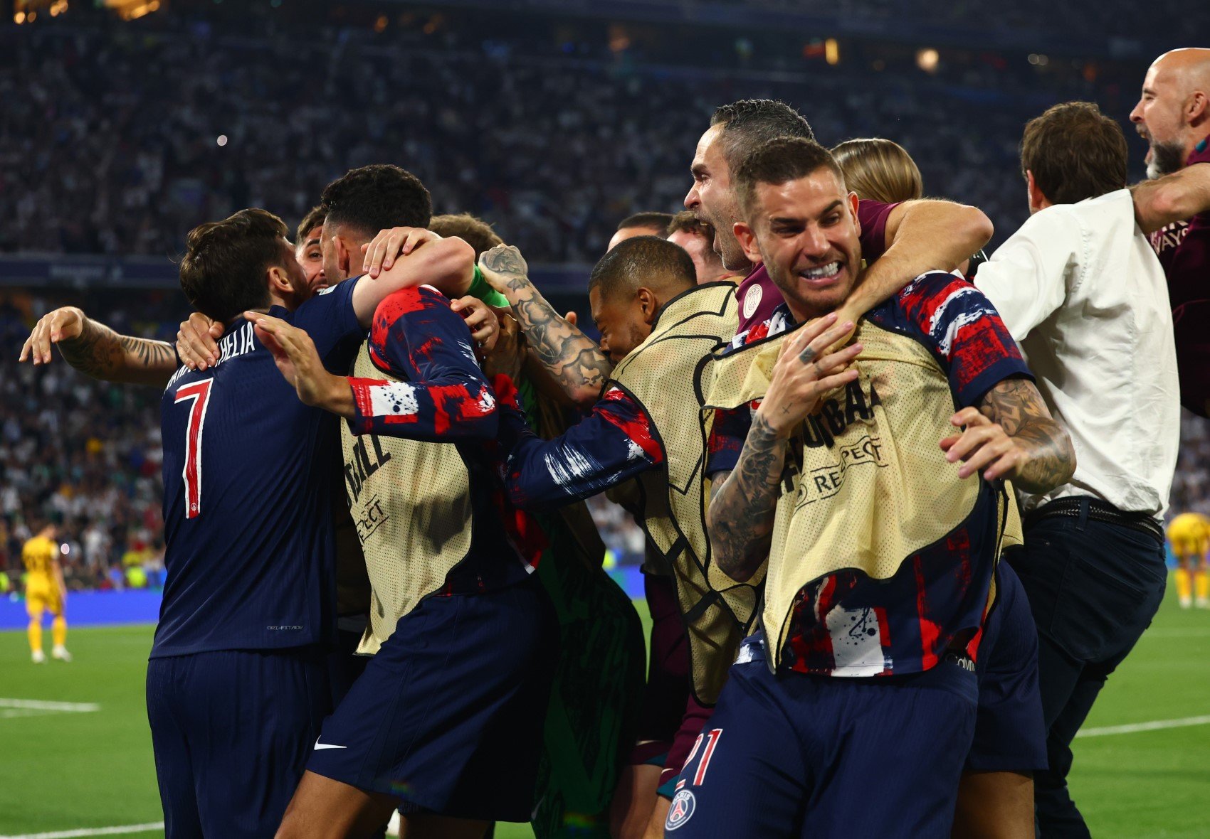Paris Saint-Germain tarihinde ilk kez Şampiyonlar Ligi şampiyonu