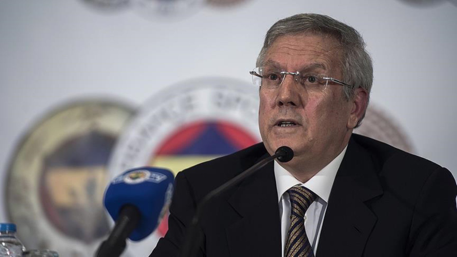 Aziz Yıldırım sahaya indi, Fenerbahçe'de imza sayıları katlanarak arttı: İşte toplam imzalardaki son durum